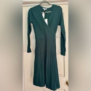 NWT | 41 Hawthorn | Faux Wrap Pleated Sweater Dress | Dark Green | Size M